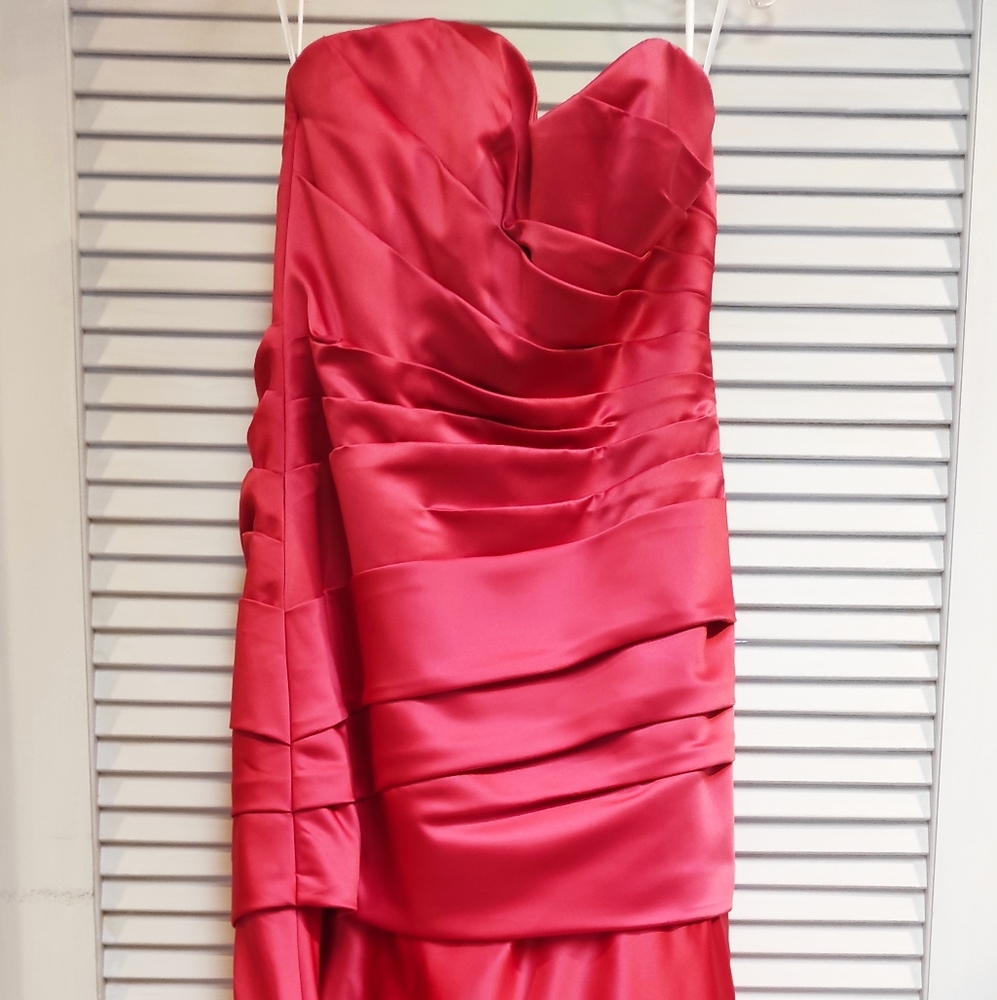 Long Dress (Like New) Never worn